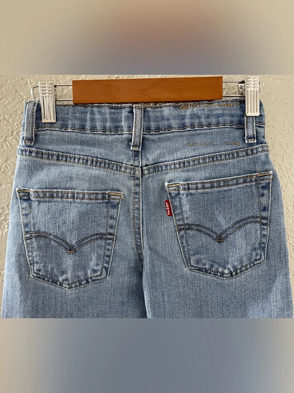 Levi's Boys Performance 514 Straight Light Blue Denim Distressed Jeans Size 8